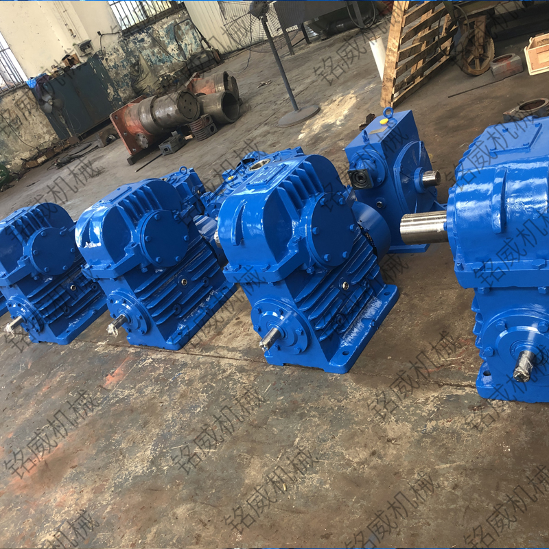 WHX系列圓弧齒蝸輪減速機